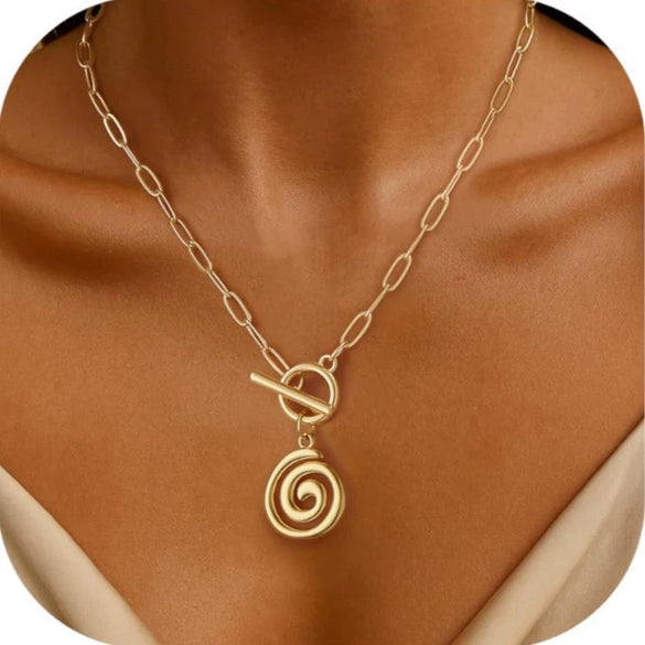 Women's Light Luxury Retro Alloy Cross Necklace With Heart Shaped Pendant Electroplated Clavicle Chain Jewelry