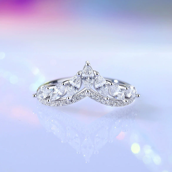 Women's Light Luxury S925 Silver Crown Pattern Ring With Zircon And Diamond