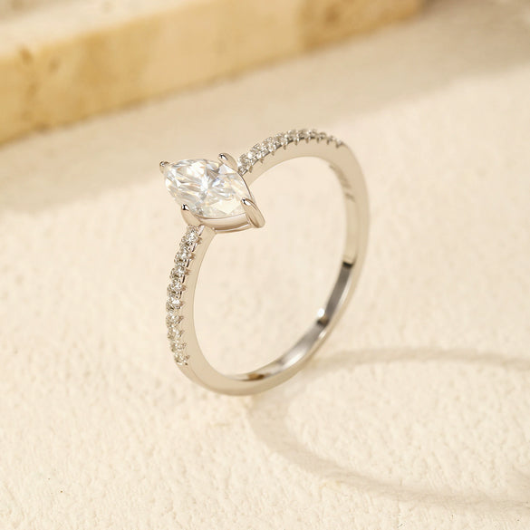 Women's Light Luxury S925 Sterling Silver Horse Eye Diamond Ring And Pendant Earrings With Electroplating