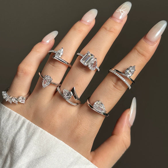 Women's Light Luxury S925 Sterling Silver Pearshaped Geometric Ring With Electroplating