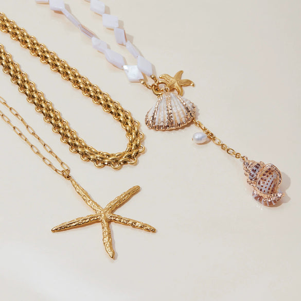 Women's Light Luxury Stainless Steel And Titanium Steel Geometric Pattern Electroplated Conch Freshwater Pearl Necklace