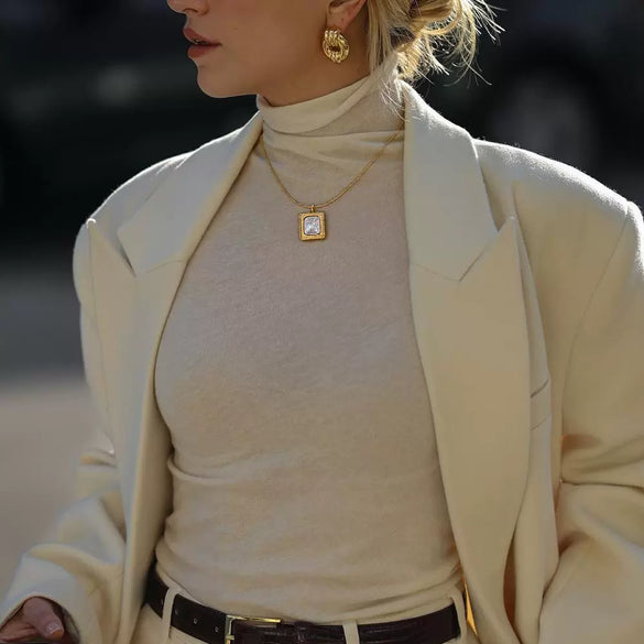 Women's Light Luxury Stainless Steel Pendant Necklace With Heartshaped And Geometric Pattern And Snake Bone Chain Diamond Design