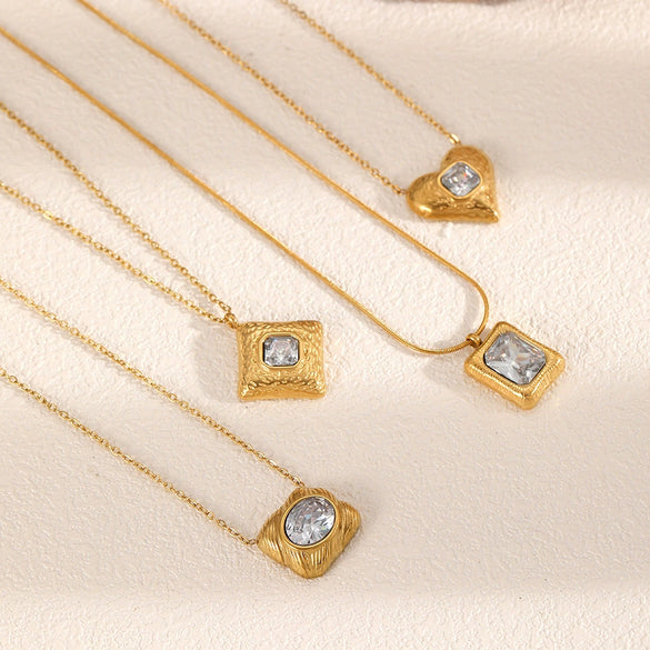 Women's Light Luxury Stainless Steel Pendant Necklace With Heartshaped And Geometric Pattern And Snake Bone Chain Diamond Design