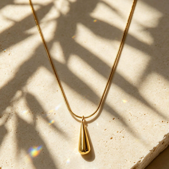 Women's Light Luxury Stainless Steel Water Drop Pendant Necklace And Earrings Set With Snake Bone Chain Electroplated Finish