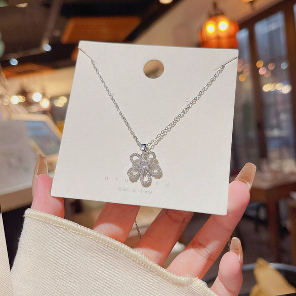 Women's Light Luxury Titanium Steel Necklace With Sunflower Pendant And Inlaid Zircon