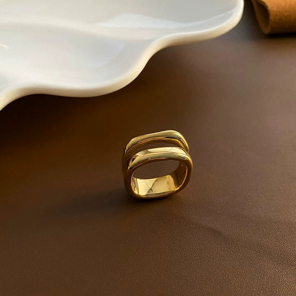 Women's Light Luxury Titanium Steel Ring With Geometric Pattern And Electroplating Treatment