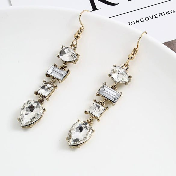 Women's Long Geometric Alloy Diamond Detail Earrings Simple Modern Elegant Fashion Jewelry