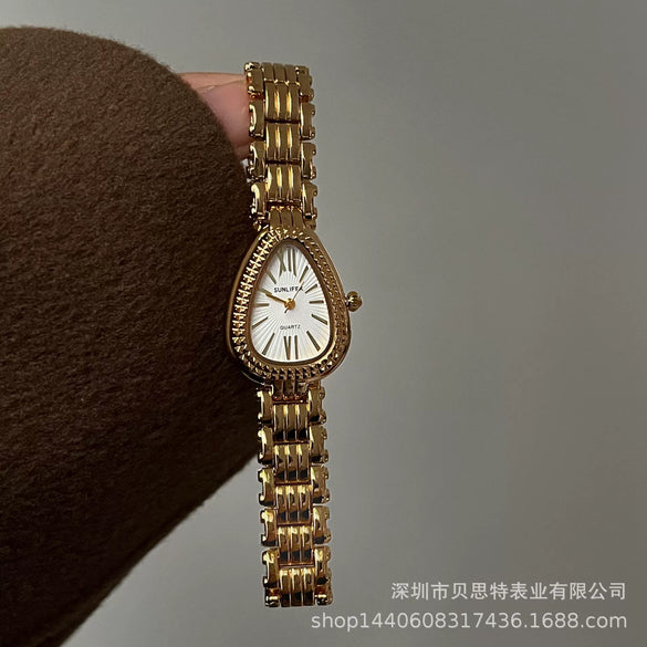 Women's Luxury Alloy Case Snake Chain Watch With Ordinary Glass Mirror And Special Shape Dial