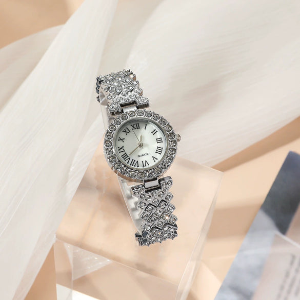 Women's Luxury Quartz Wrist Watch Alloy Material Round Dial Embedded With Diamond Fivepiece Gift Box Leisure Style