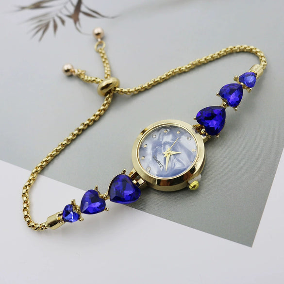 Women's Luxury Retro Round Alloy And Stainless Steel Bracelet Watch