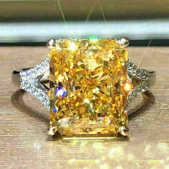 Women's Luxury Square Zircon Ring With Four Claw Setting Copper Geometry Style