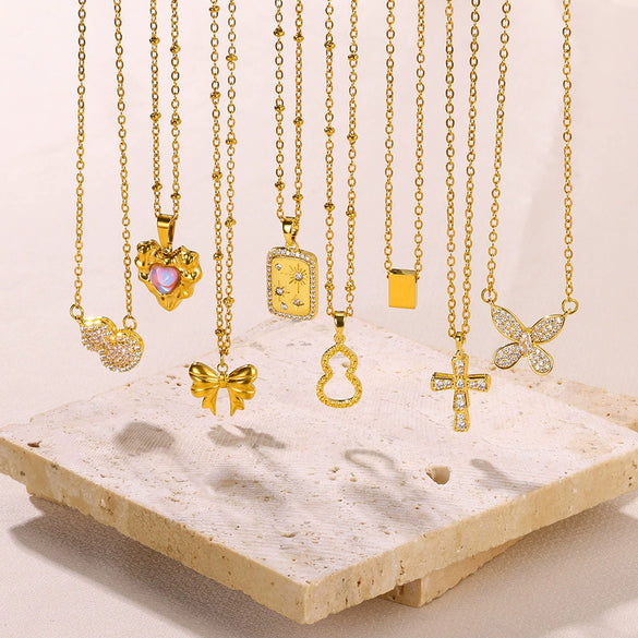 Women's Luxury Stainless Steel And Copper Zircon Necklace Set With Diamonds In Heart Shape And Bow Pattern