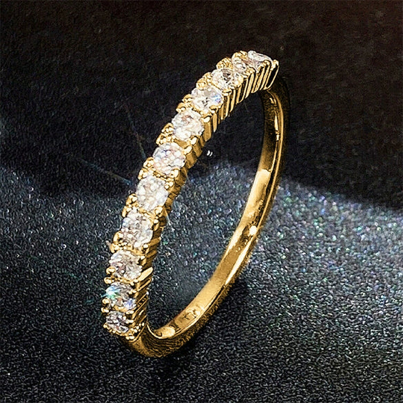 Women's Luxury Zircon Ring Copper Platinum Plated Geometric Simple Style