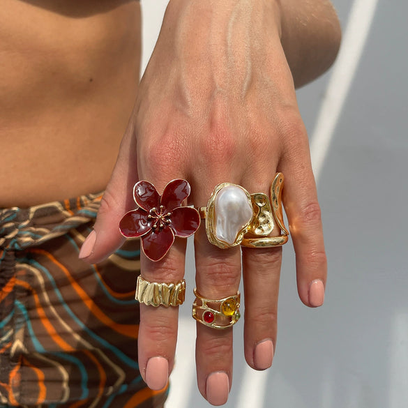 Women's Metal Baroque Style Geometric And Flower Pattern Electroplated Ring With Imitation Pearl And Gemstone