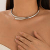 Women's Metal Choker With Geometric Pattern Made Of Zinc Alloy