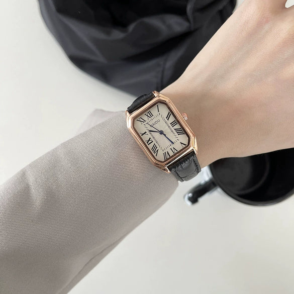 Women's Metal Rectangular Retro Roman Dial Quartz Watch Simple Elegant Leisure Style