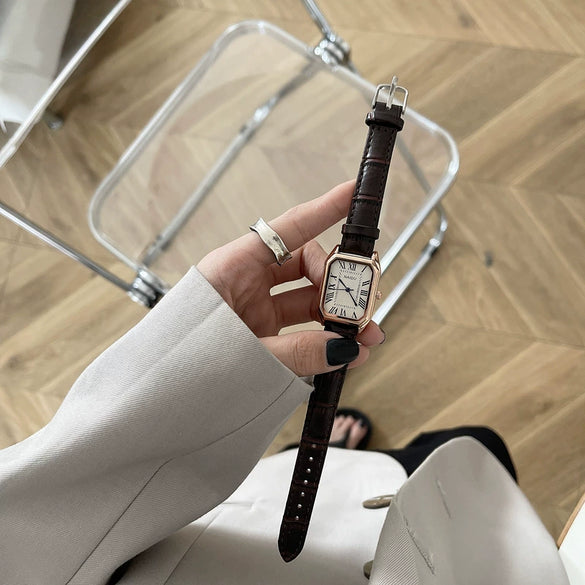 Women's Metal Rectangular Retro Roman Dial Quartz Watch Simple Elegant Leisure Style