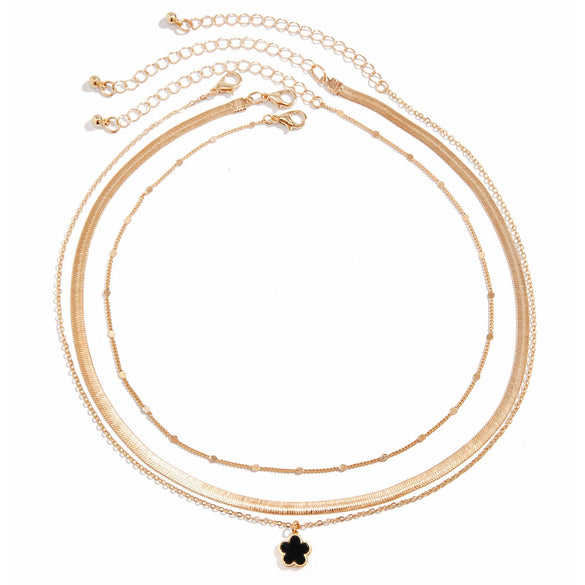 Women's Metal Snake Bone Chain Necklace With Geometric Five Leaf Clover Pendant And Electroplating Treatment