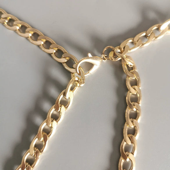 Women's Metal Waist Chain With Camellia Design Woven Style
