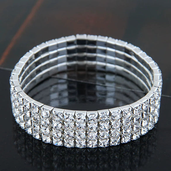 Women's Minimalist Alloy Rhinestone Inlay Elastic Bracelet Luxury Full Diamond Style Bridal Fashion Bracelet