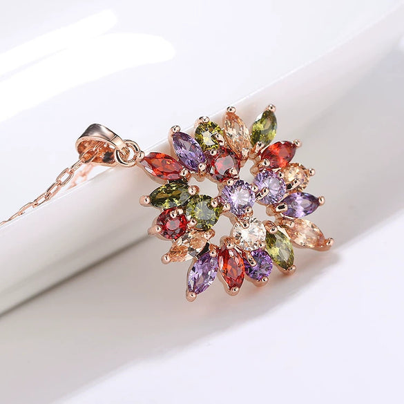 Women's Minimalist Copper Flower Pendant Necklace With Zircon Inlay And Water Wave Chain Fashion Jewelry