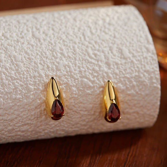 Women's Minimalist Drop Shape S925 Sterling Silver Natural Garnet Color Earrings Set With Precious Stones
