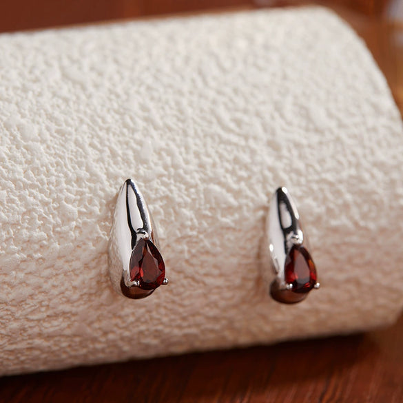 Women's Minimalist Drop Shape S925 Sterling Silver Natural Garnet Color Earrings Set With Precious Stones