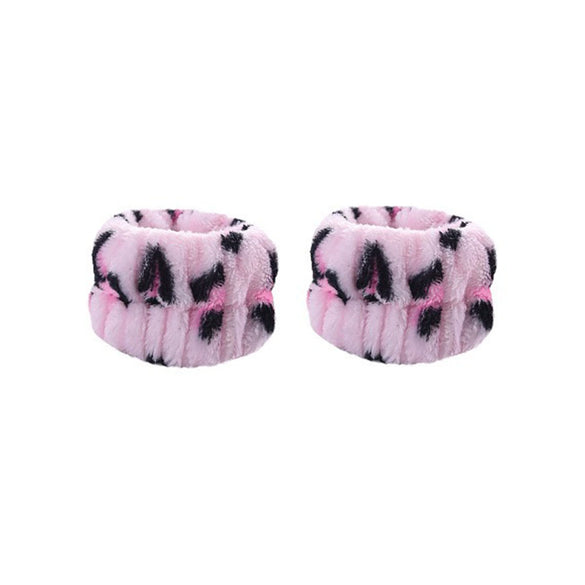 Women's Minimalist Fabric Headband And Wrist Band Set With Bow Tie Design