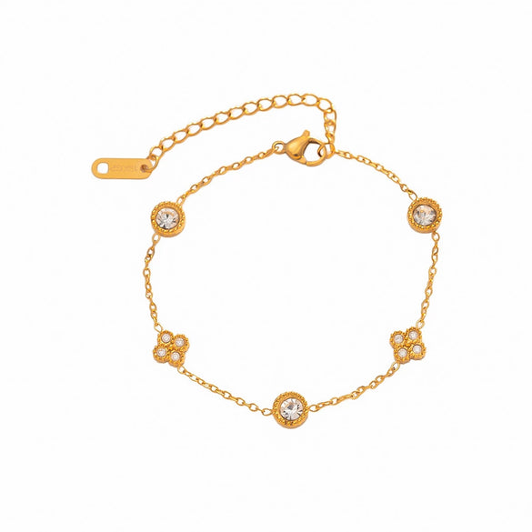Women's Minimalist Floral Circle Zircon Bracelet In Gold Plated Titanium Steel With Light Luxury Fashion Design