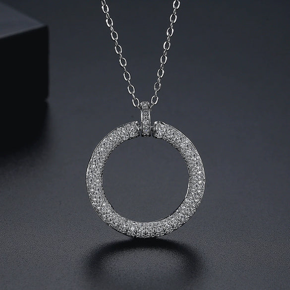 Women's Minimalist Geometric Circle Pendant Necklace With Copper And Zircon Electroplated Cross Chain