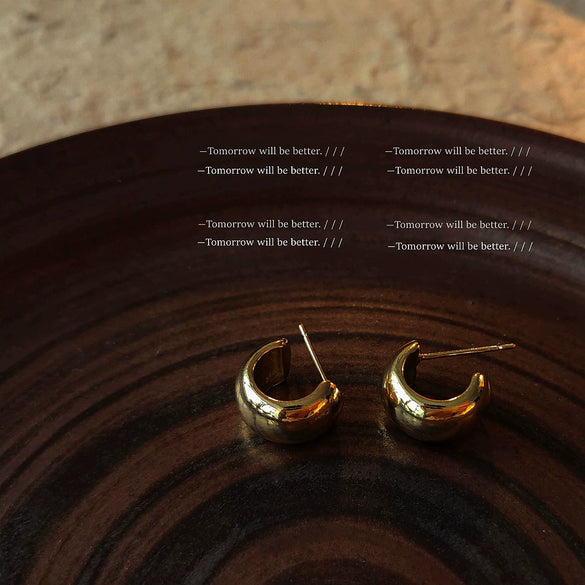 Women's Minimalist Geometric Copper Circle C Shape Earrings With Electroplated Metallic Retro Style