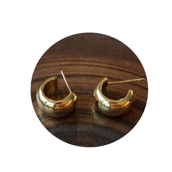 Women's Minimalist Geometric Copper Circle C Shape Earrings With Electroplated Metallic Retro Style