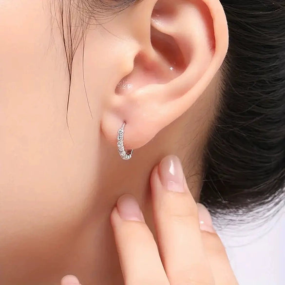 Women's Minimalist Geometric Copper Earrings Inlaid With Zircon