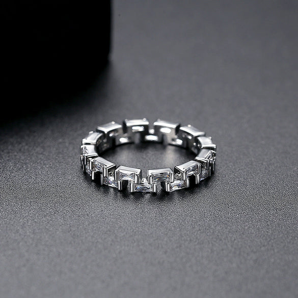 Women's Minimalist Geometric Copper Ring With Inlaid Zircon And Electroplated Finish Fashion Jewelry
