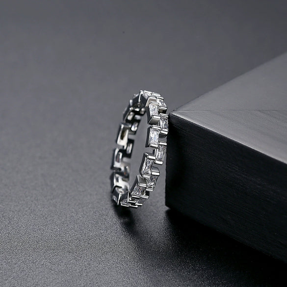 Women's Minimalist Geometric Copper Ring With Inlaid Zircon And Electroplated Finish Fashion Jewelry