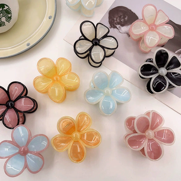 Women's Minimalist Geometric Handmade Egg Flower Hair Grab Clip
