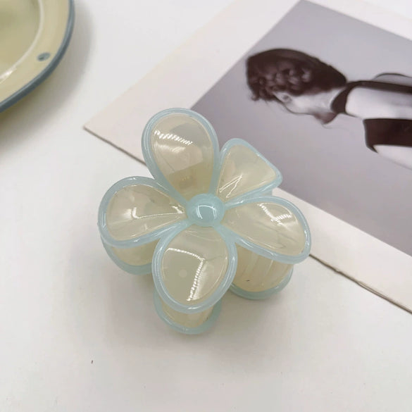 Women's Minimalist Geometric Handmade Egg Flower Hair Grab Clip