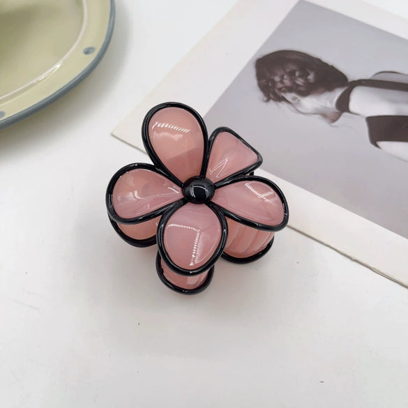 Women's Minimalist Geometric Handmade Egg Flower Hair Grab Clip