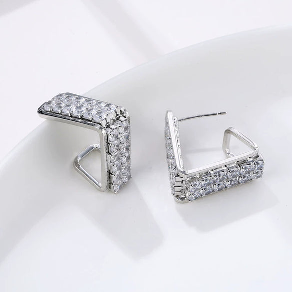 Women's Minimalist Geometric Metal Earrings With Aaa Zircon Claw Setting Electroplated Fashion Jewelry
