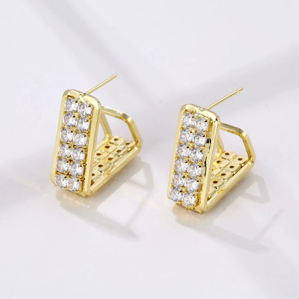 Women's Minimalist Geometric Metal Earrings With Aaa Zircon Claw Setting Electroplated Fashion Jewelry