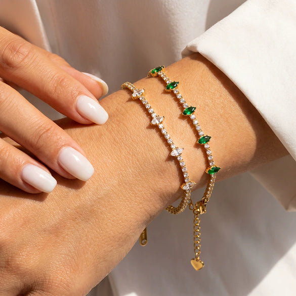 Women's Minimalist Geometric Stainless Steel Bracelet With Zircon And Rhinestone Accents And An Electroplated Finish