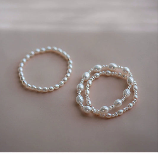Women's Minimalist Glossy Freshwater Pearl Rice Shape Bracelet With Copper And 14K Gold