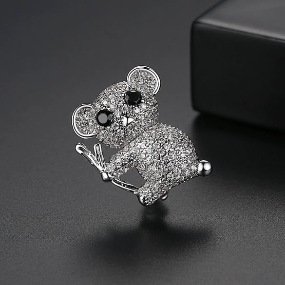 Women's Minimalist Koala Brooch Pin Copper Animal Design Electroplated Fashion Clothing Accessory Wholesale