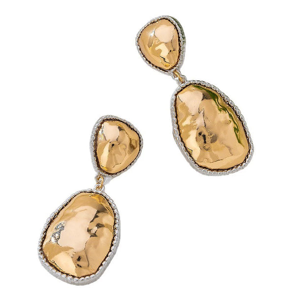 Women's Minimalist Oval Geometric Delicate Lace Electroplated Alloy Flower Pattern Stainless Steel Earrings