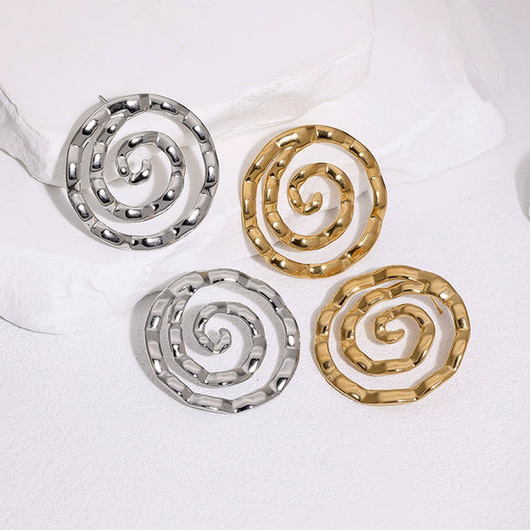 Women's Minimalist Round Stainless Steel Earrings With Gold Electroplated Finish And Light Luxury Style