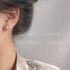 Women's Minimalist Snowflake Zircon Stud Earrings Copper Electroplated Elegant Fashion Earrings With Silver Needle