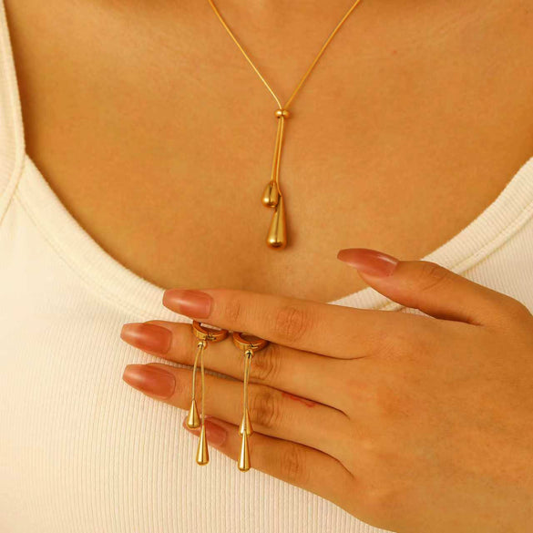 Women's Minimalist Stainless Steel And Titanium Steel Drop Shape Pendant Necklace And Earrings Twopiece Set With Electroplating And Bone Chain