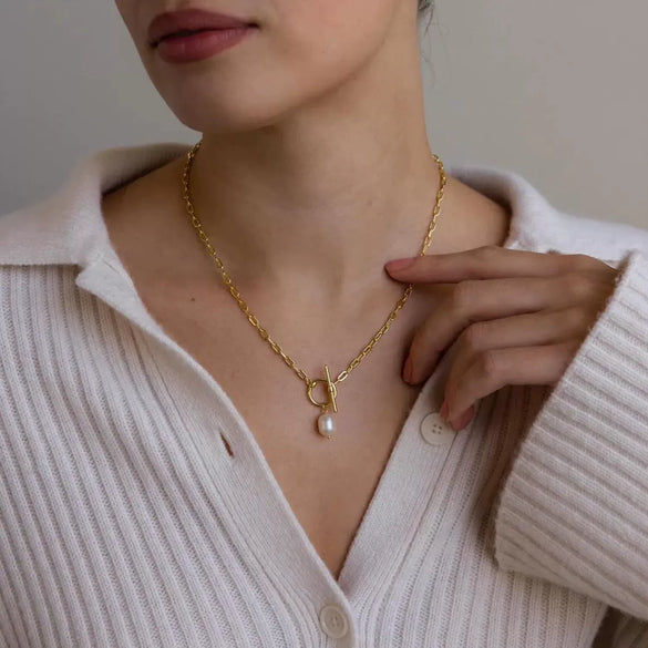 Women's Minimalist Stainless Steel Layered Cross Pendant Necklace Geometric Clavicle Chain With Electroplated Finish