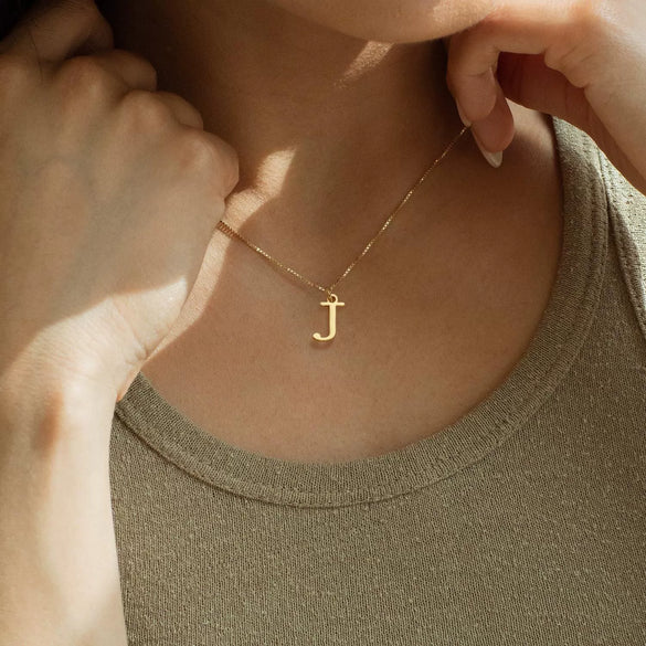 Women's Minimalist Stainless Steel Layered Letter Necklace With Box Chain And Electroplated Clavicle Chain Design