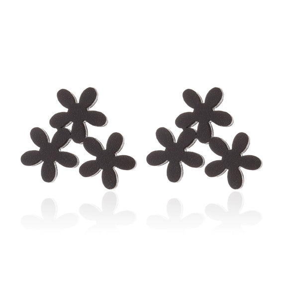 Women's Minimalist Stainless Steel Small Flower Petal Earrings With Electroplated Finish